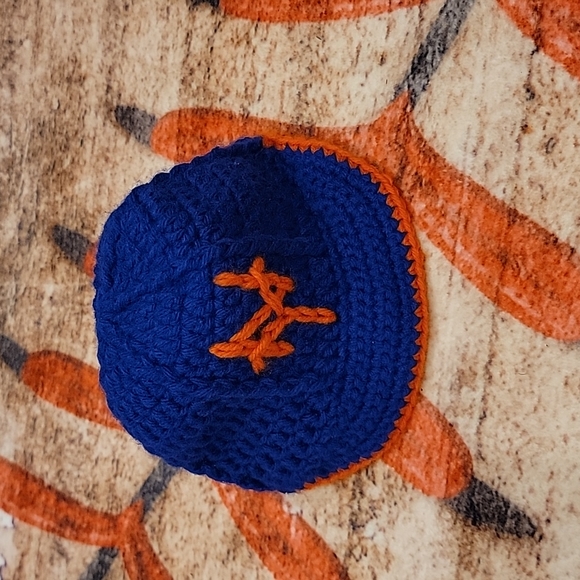 New york Mets knit hat and diaper cover for newborn pictures - Picture 3 of 10